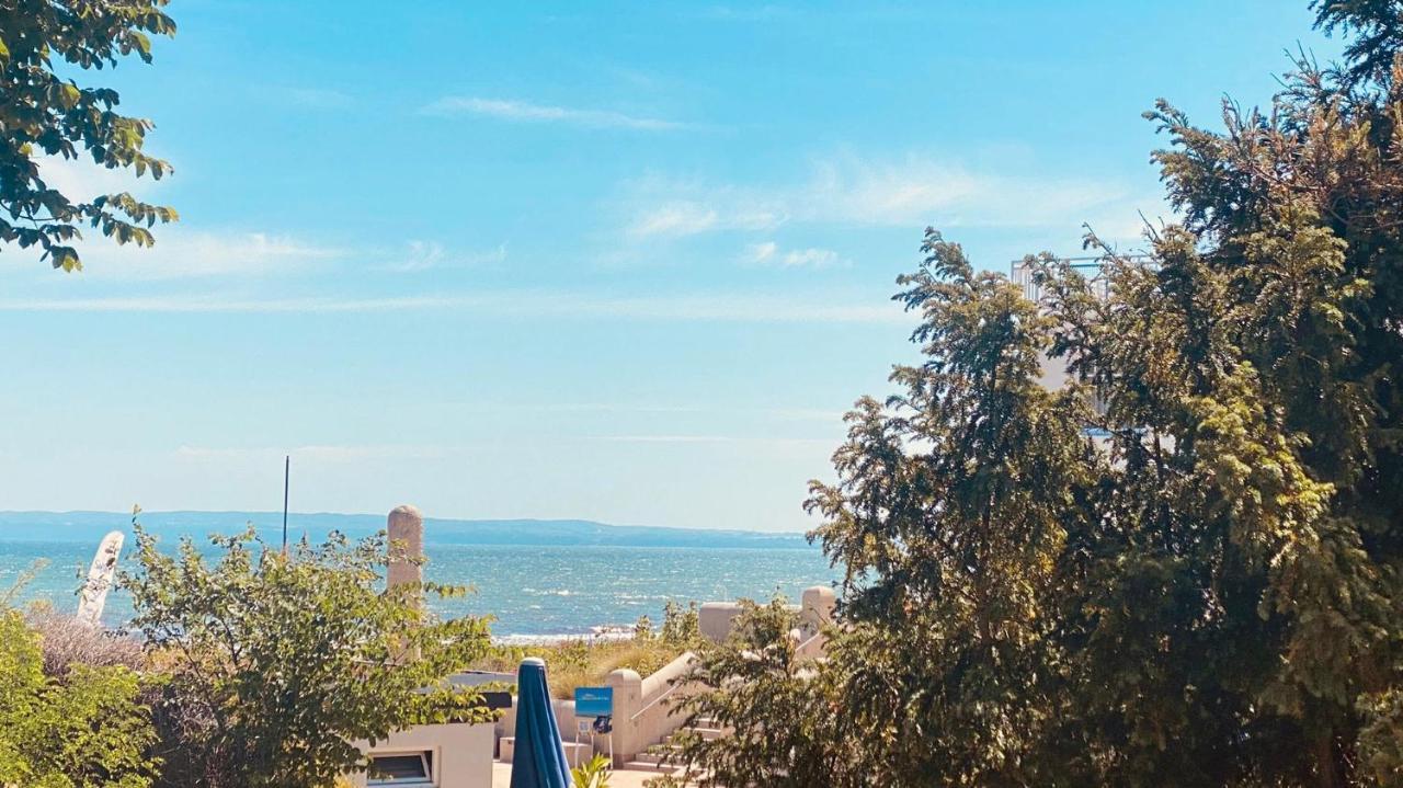 Haus Am Strand Juliusruh Eksteriør billede